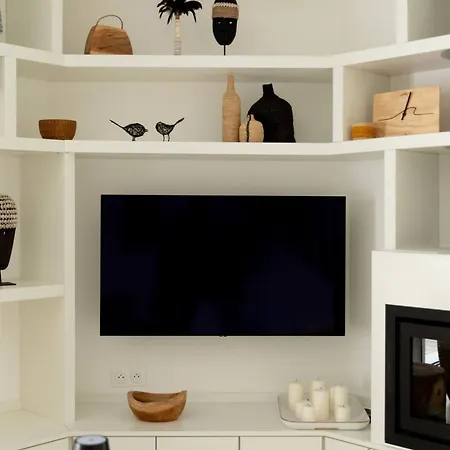 Du Plantier A Les Bains Holiday home