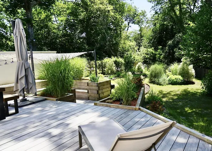 Du Plantier A Les Bains بيت للعطل *