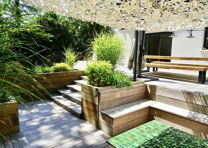 Du Plantier A Les Bains أنديرنو لي بان